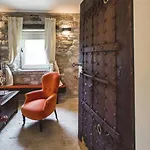 Marcheamore - La Roccaccia By Interhome * Montefortino