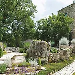 Marcheamore - La Roccaccia By Interhome Montefortino