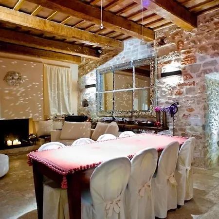 Marcheamore - La Roccaccia By Interhome Ferienhaus *