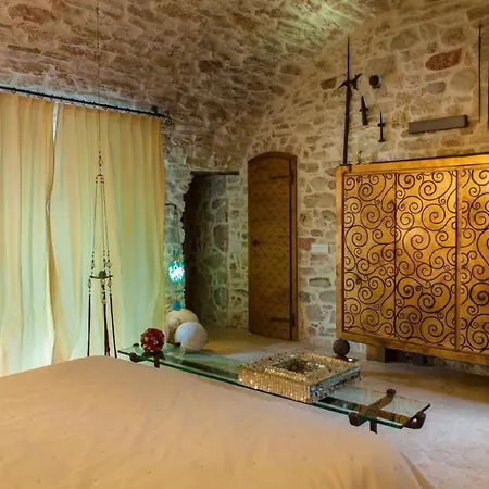 Ferienhaus Marcheamore - La Roccaccia By Interhome